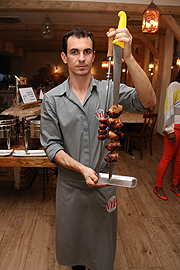 so wird der Rodizio am Tisch serviert (©Foto: Martin Schmitz)